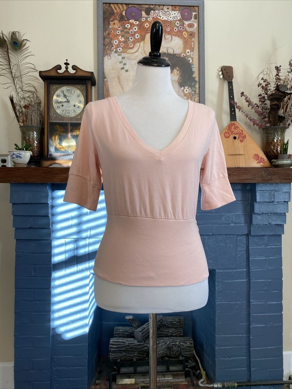 PILCRO | ANTHROPOLOGIE Large V Neck Light Pink Coral Crop Tee Shirt L